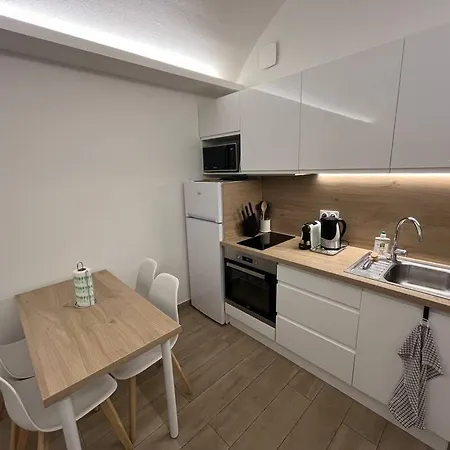 4 Personnes Mer, Piscine, Parking, Tennis, Wifi Antibes